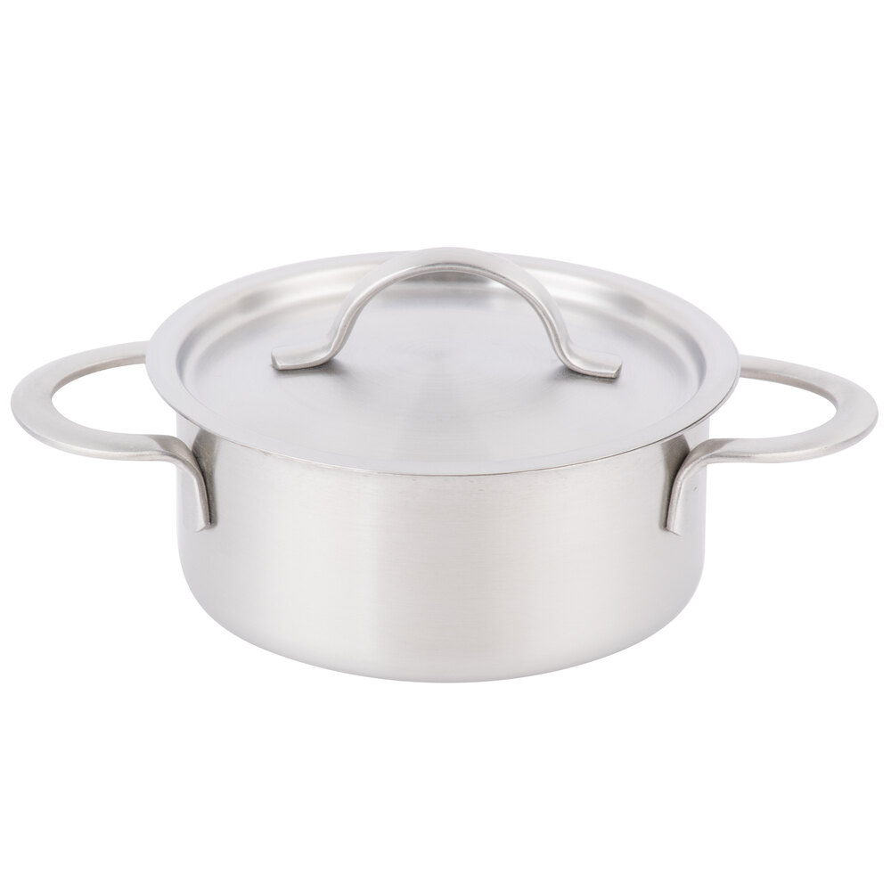 Clipper Mill by G.E.T. 4-80910 6 1/2" x 2" Stainless Steel Mini Bistro Serving Pot with Satin Finish and Lid