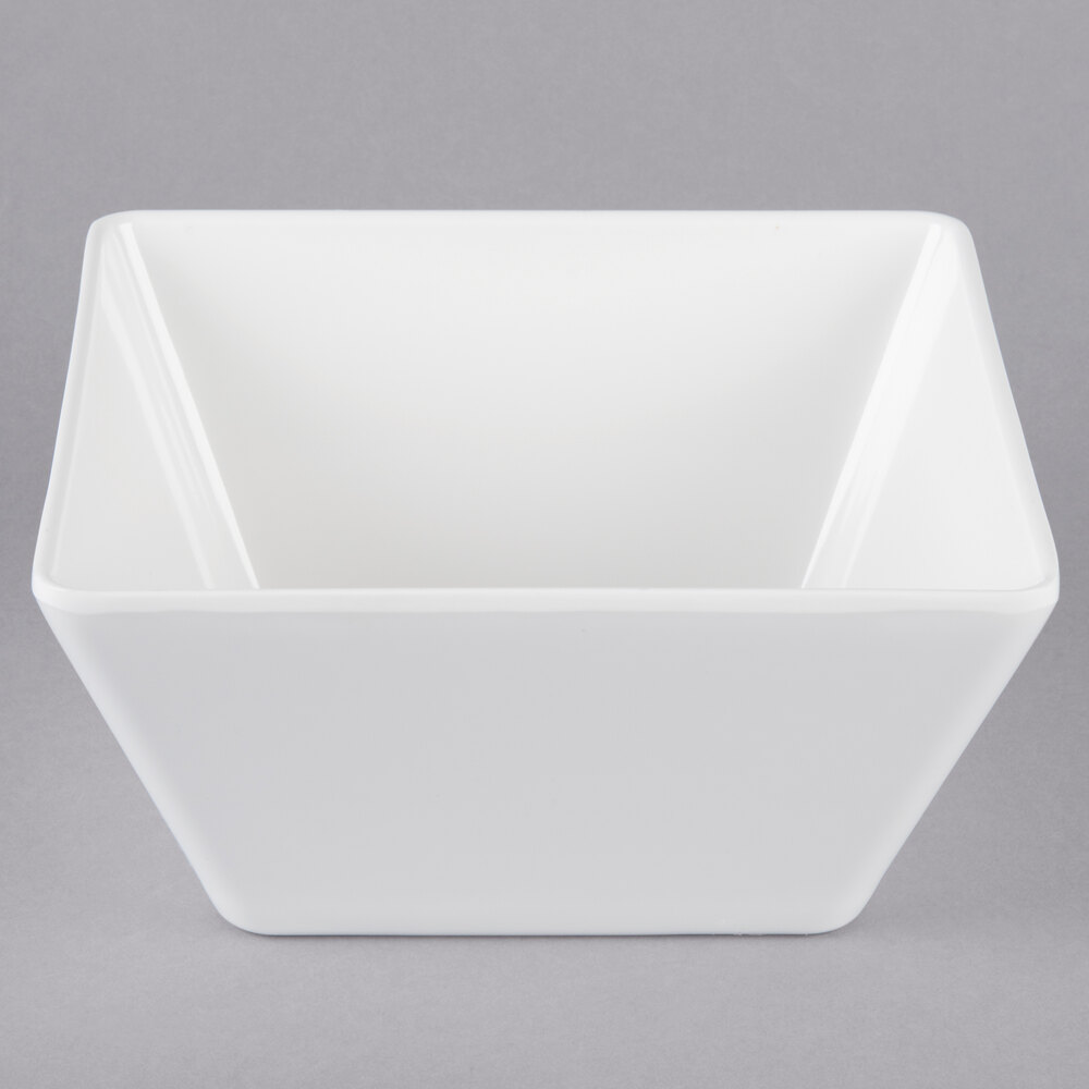 Vollrath V22202 1.5 Qt. White Medium Square Melamine Bowl