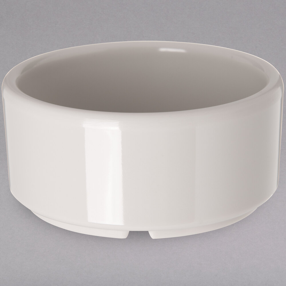 Carlisle 41442 4 oz. Ivory Bone Straight Sided Melamine Ramekin - 48/Case