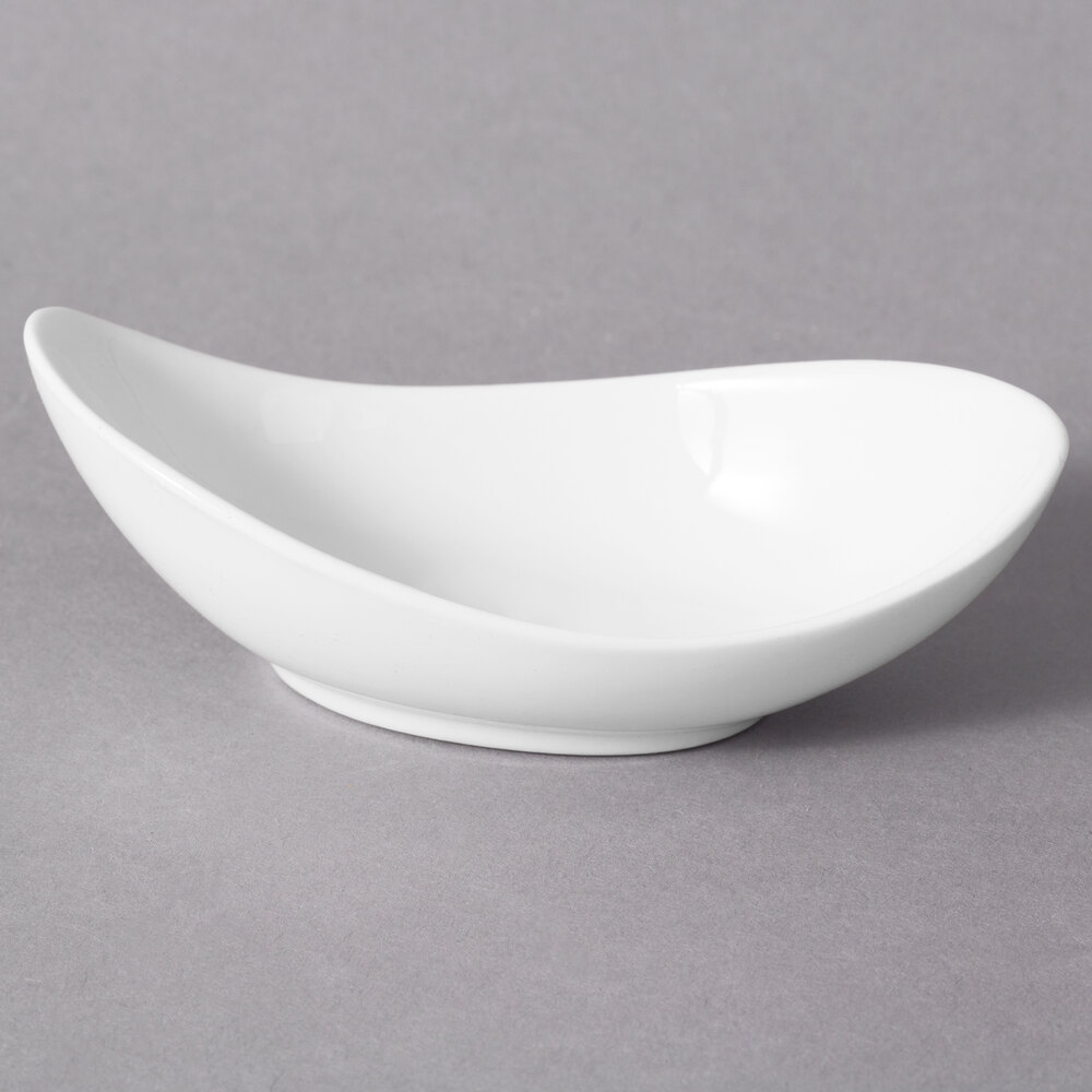 10 Strawberry Street WTR-4CANOEBWL Whittier 1 oz. White Porcelain Canoe Tid Bit Bowl - 36/Case