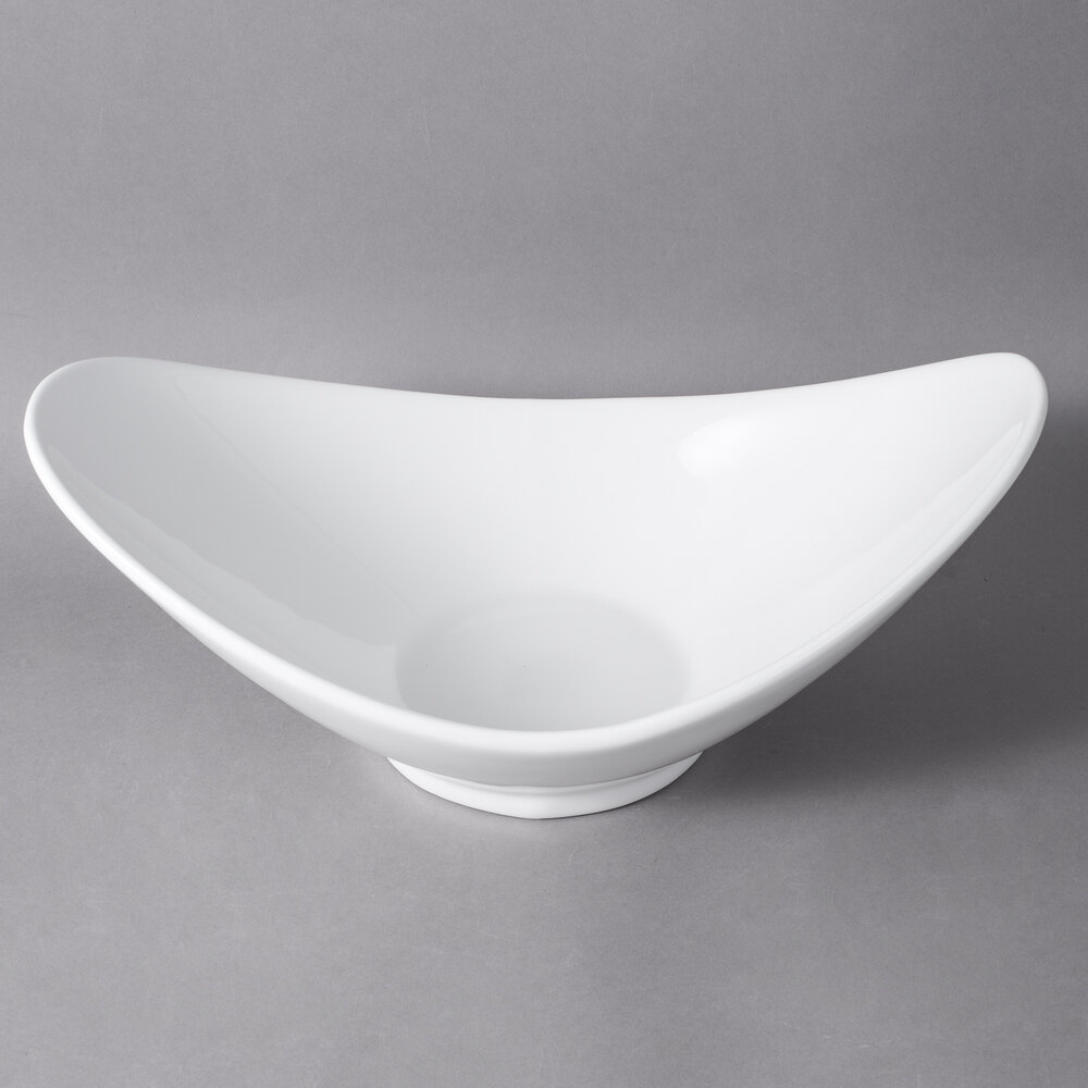 10 Strawberry Street WTR-15FBWL Whittier 15 3/8" 52 oz. White Porcelain Serving Bowl - 4/Case