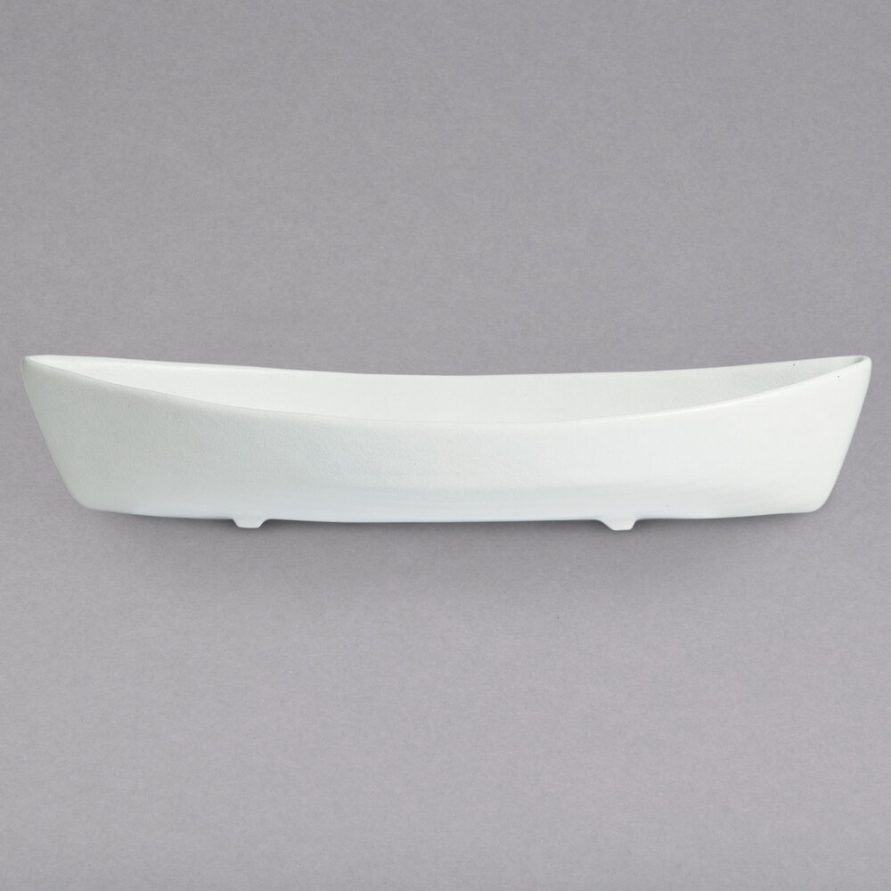 G.E.T. Enterprises BT031-MOD-WW Bugambilia 6.9 Qt. Smooth MOD Finish White Resin-Coated Aluminum Deep Boat