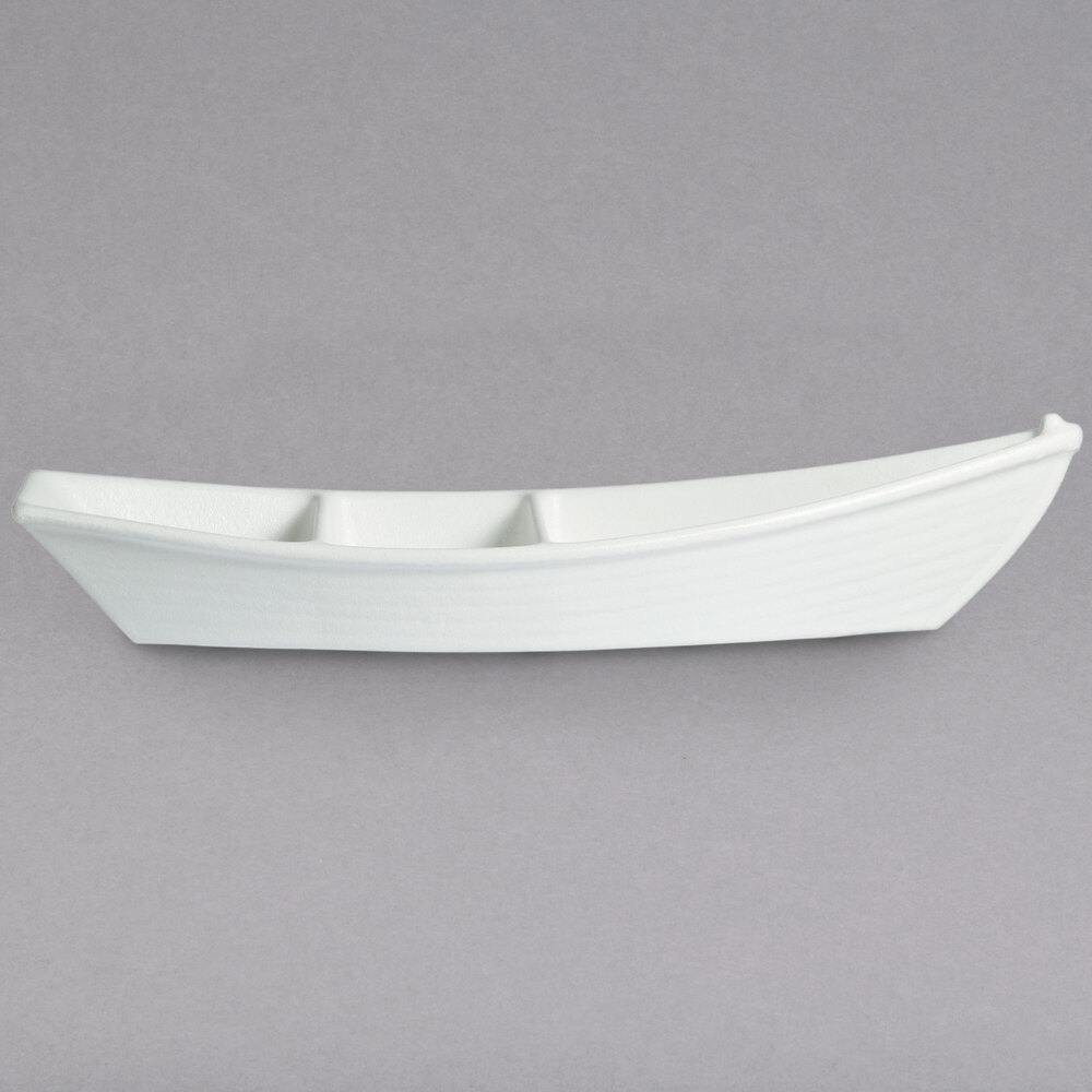 G.E.T. Enterprises BT320WW Bugambilia 3.6 Qt. Classic Textured Finish White Resin-Coated Aluminum Deep Boat with Dividers