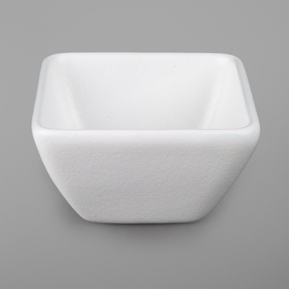 G.E.T. Enterprises BSD22WW Bugambilia 1.2 Qt. Classic Textured Finish White Resin-Coated Aluminum Square China Bowl