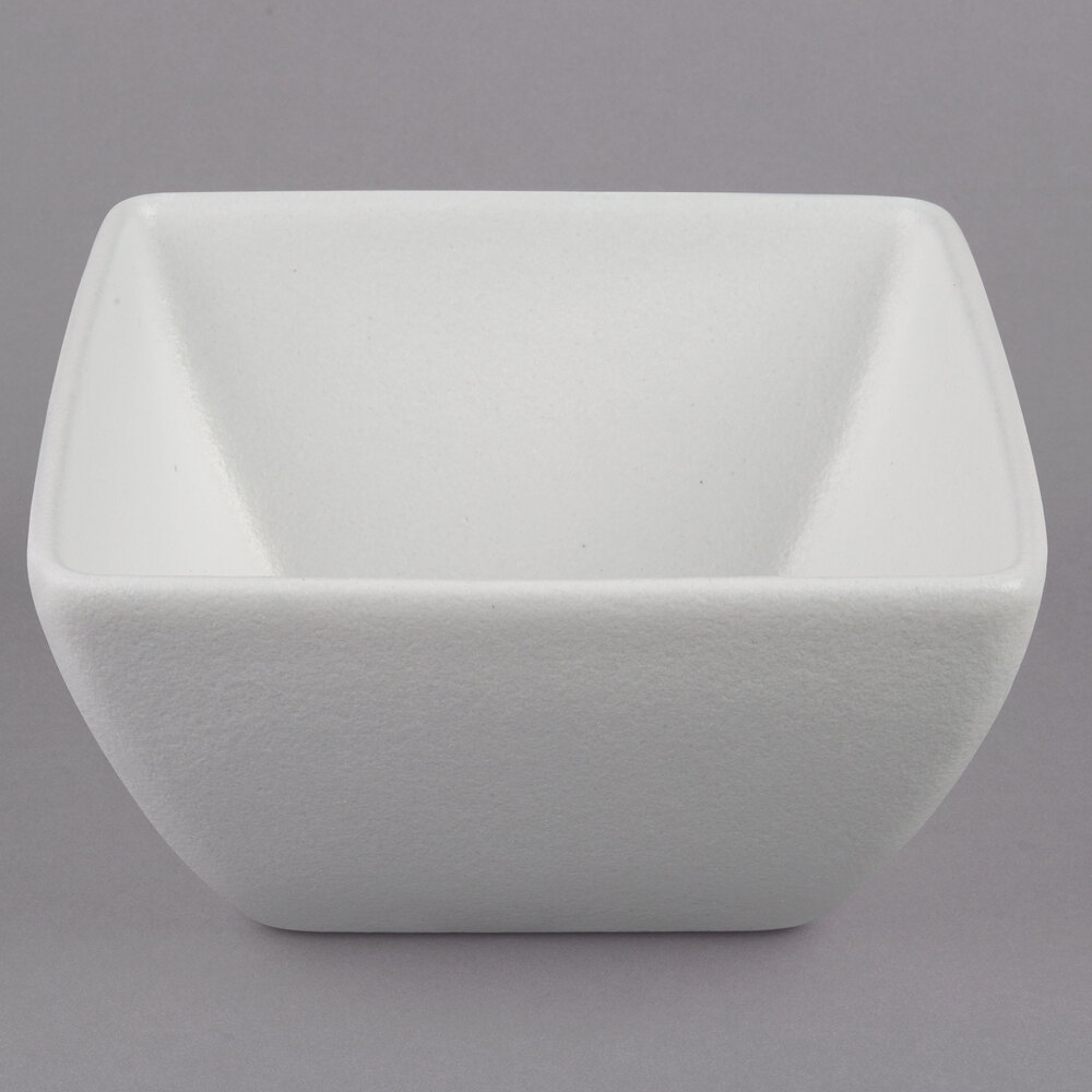 G.E.T. Enterprises BSD23WW Bugambilia 1.6 Qt. Classic Textured Finish White Resin-Coated Aluminum Square China Bowl