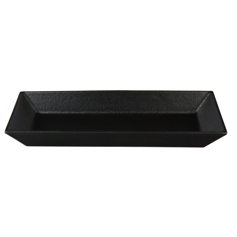G.E.T. Enterprises BUD13BB Bugambilia 19 11/16" x 8 1/8" Classic Textured Finish Black Resin-Coated Aluminum Deep Rectangular Platter