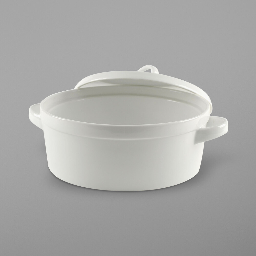 10 Strawberry Street DEL-12RD Delano 64 oz. White Round Porcelain Baker with Lid