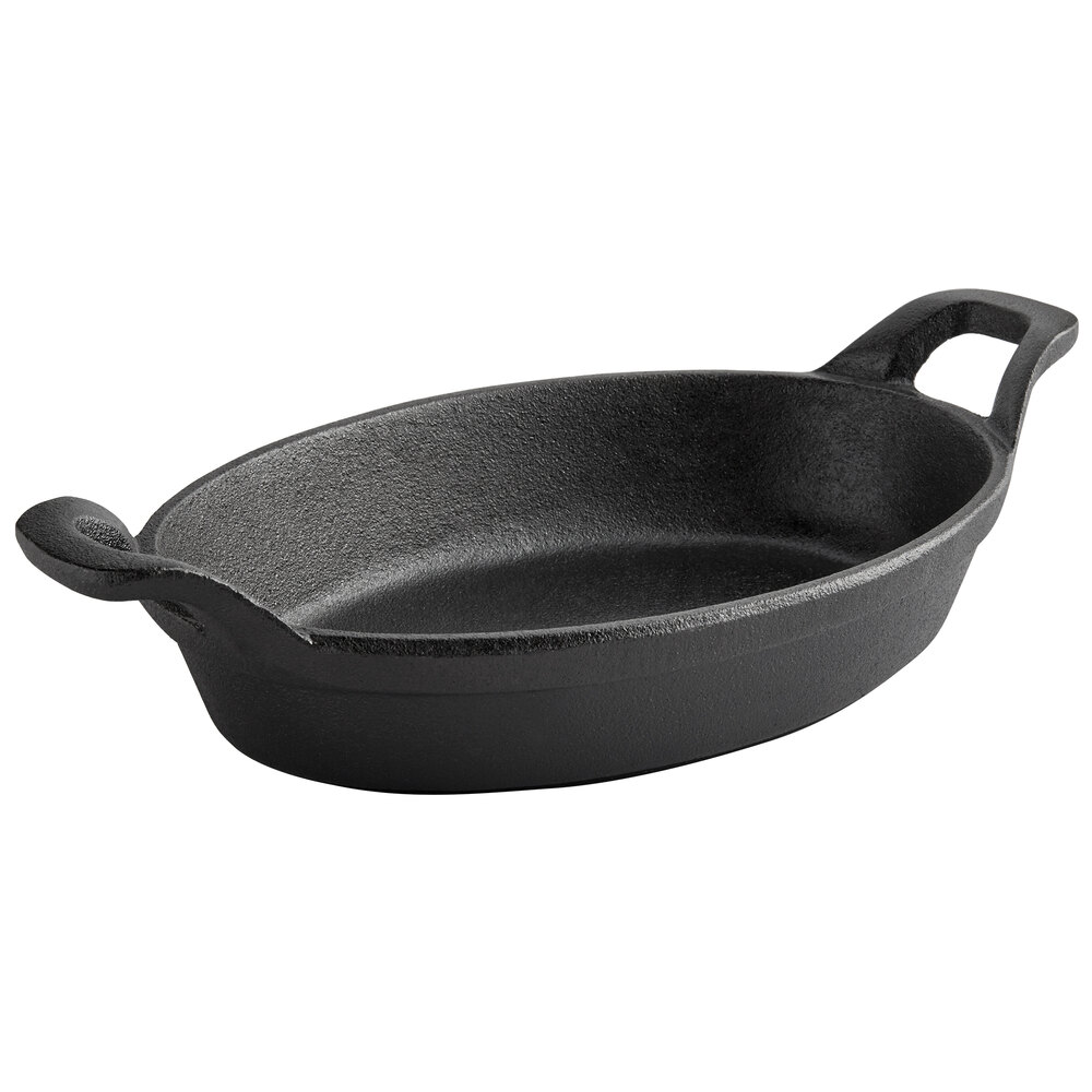 Vollrath 59743 25.4 oz. Pre-Seasoned Mini Cast Iron Oval Casserole Dish