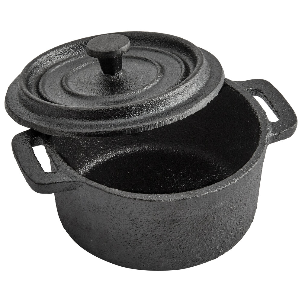 Vollrath 59740 8.9 oz. Pre-Seasoned Mini Cast Iron Pot with Cover
