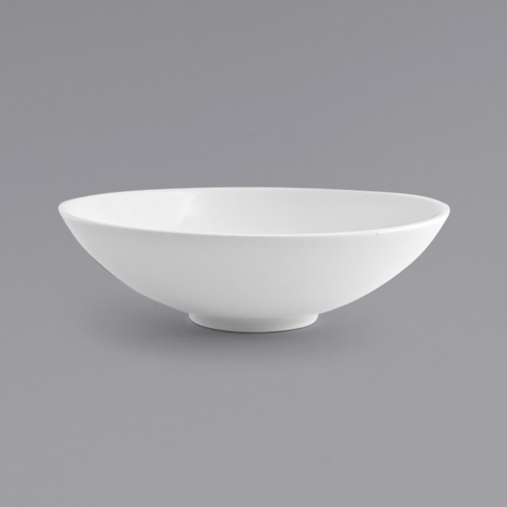 Front of the House DBO007WHP22 Spiral 40 oz. White Round Porcelain Wide Bowl - 6/Case