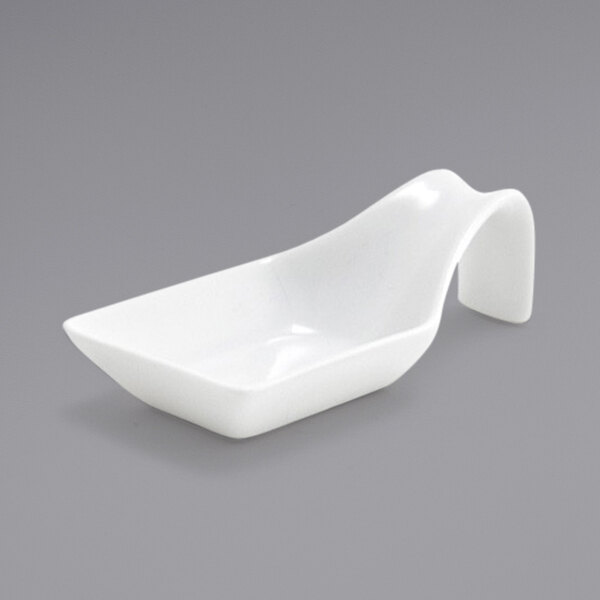 Front of the House FSP007WHP23 Kyoto 1 oz. Bright White Porcelain Taster Spoon - 12/Case