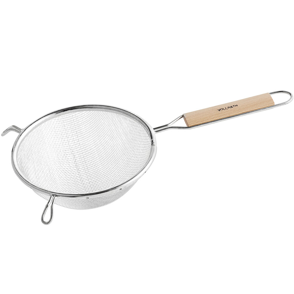 Vollrath 6 1/4" Single Medium Mesh Wire Strainer with 6" Wood Handle 47194