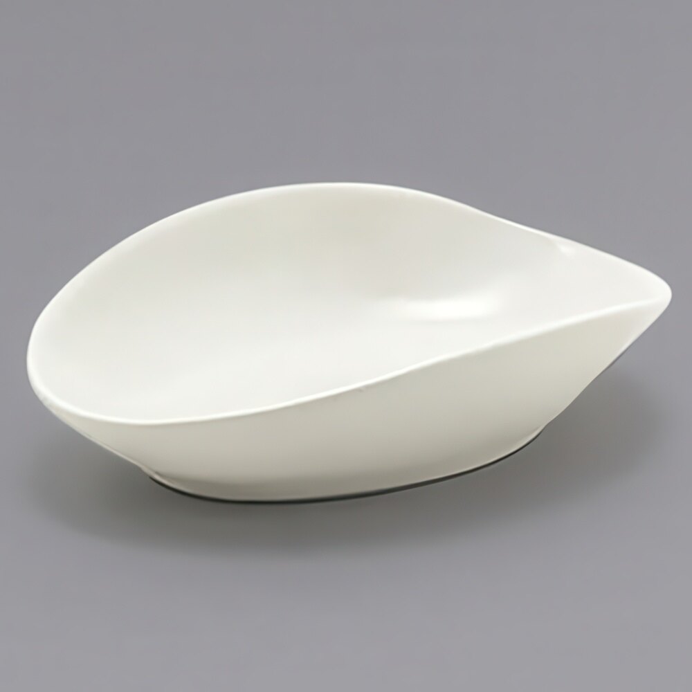 Front of the House DSD061BEP23 Tides 3 oz. Semi-Matte Semi-Matte Scallop Oval Porcelain Ramekin - 12/Case