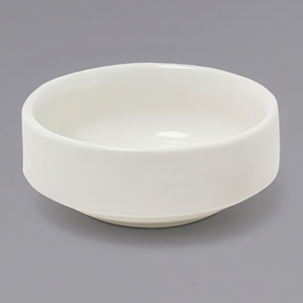 Front of the House ASC016BEP23 Catalyst Monaco 3 oz. European White Round Porcelain Ramekin - 12/Case