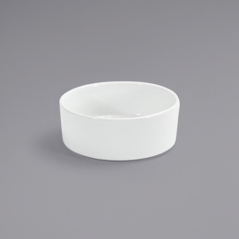 Front of the House DBO172WHP23 Soho 10 oz. Bright White Round Porcelain Bowl - 12/Case