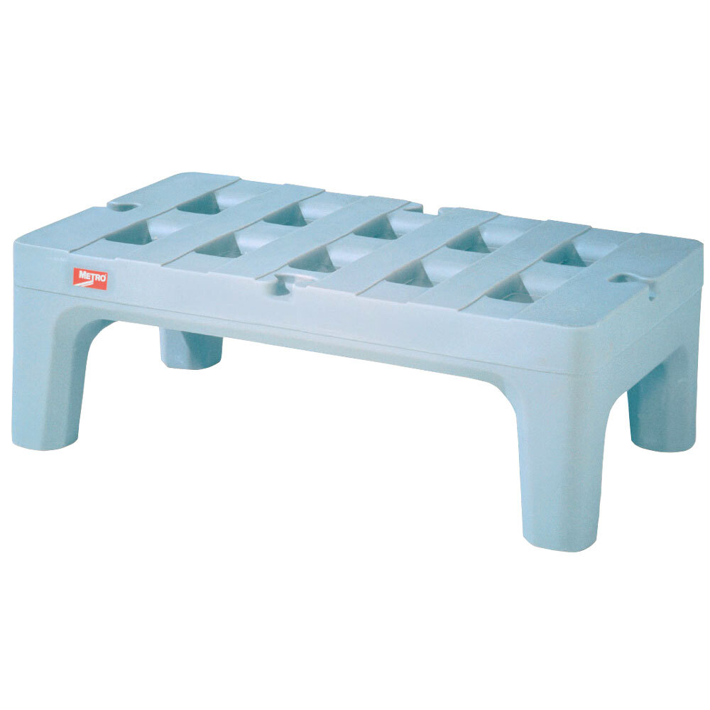 Metro HP2230PDMB 30" x 22" x 12" Bow Tie Dunnage Rack with Microban® Protection - 1500 lb. Capacity